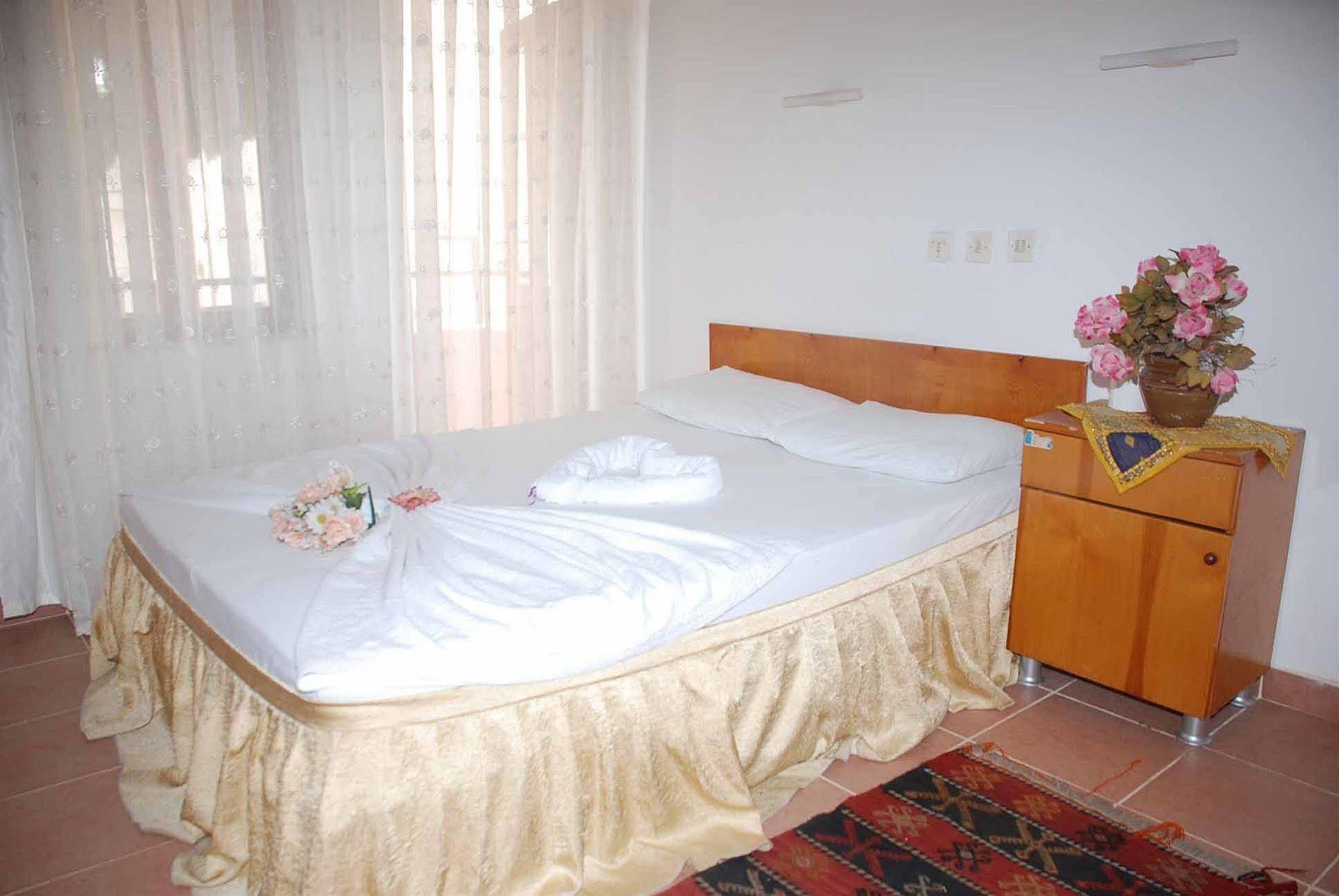 Отель Ani Pension Каш Экстерьер фото